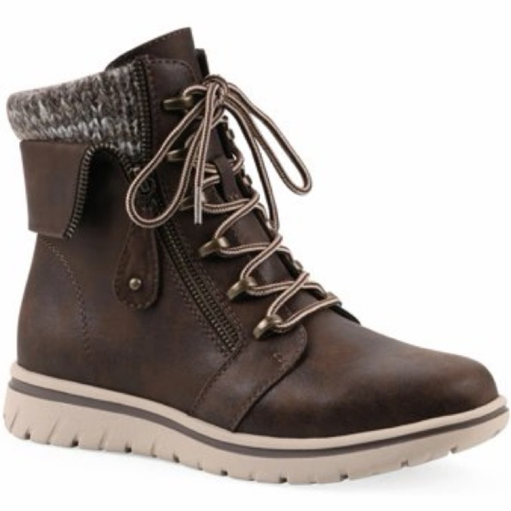 NWT Cliffs By White Mountain Hanson Bootie Womens 10 - Picture 1 of 6